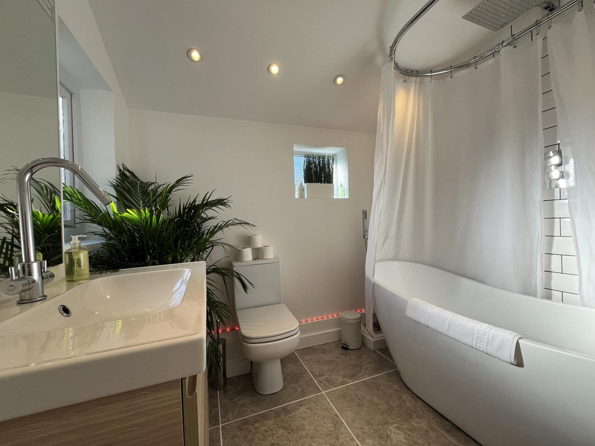 Restored Victorian Home With Private Garden Bristol Exteriör bild